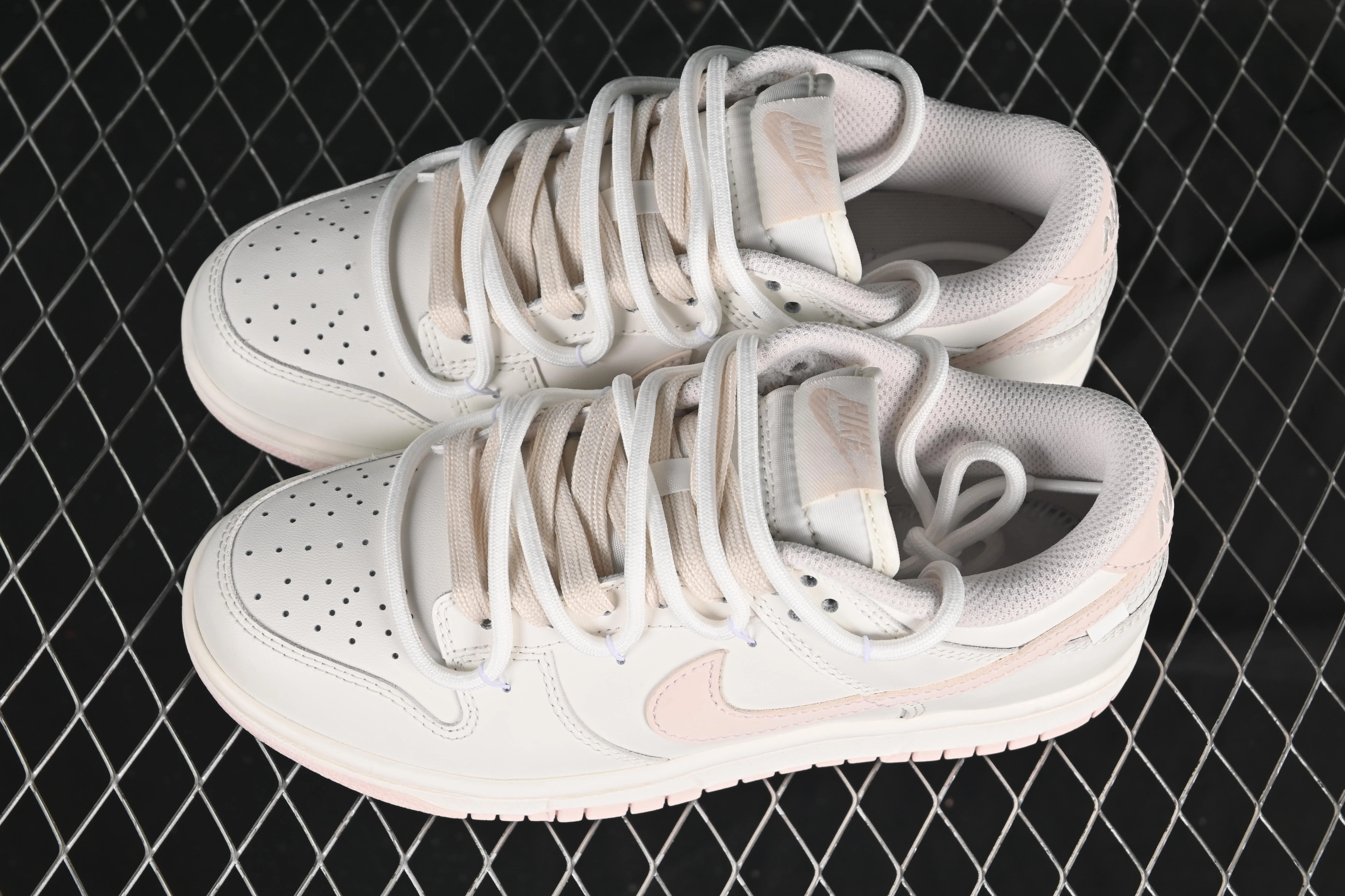 All categories Nk SB Dunk Series Nk SB Dunk Low High-end customized low-top sneakers Nike SB Dunk Low "Just Do it" Anniversary high-end customized low-top casual sneakers WP0510-069